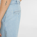 DK0A8BV7C15-9